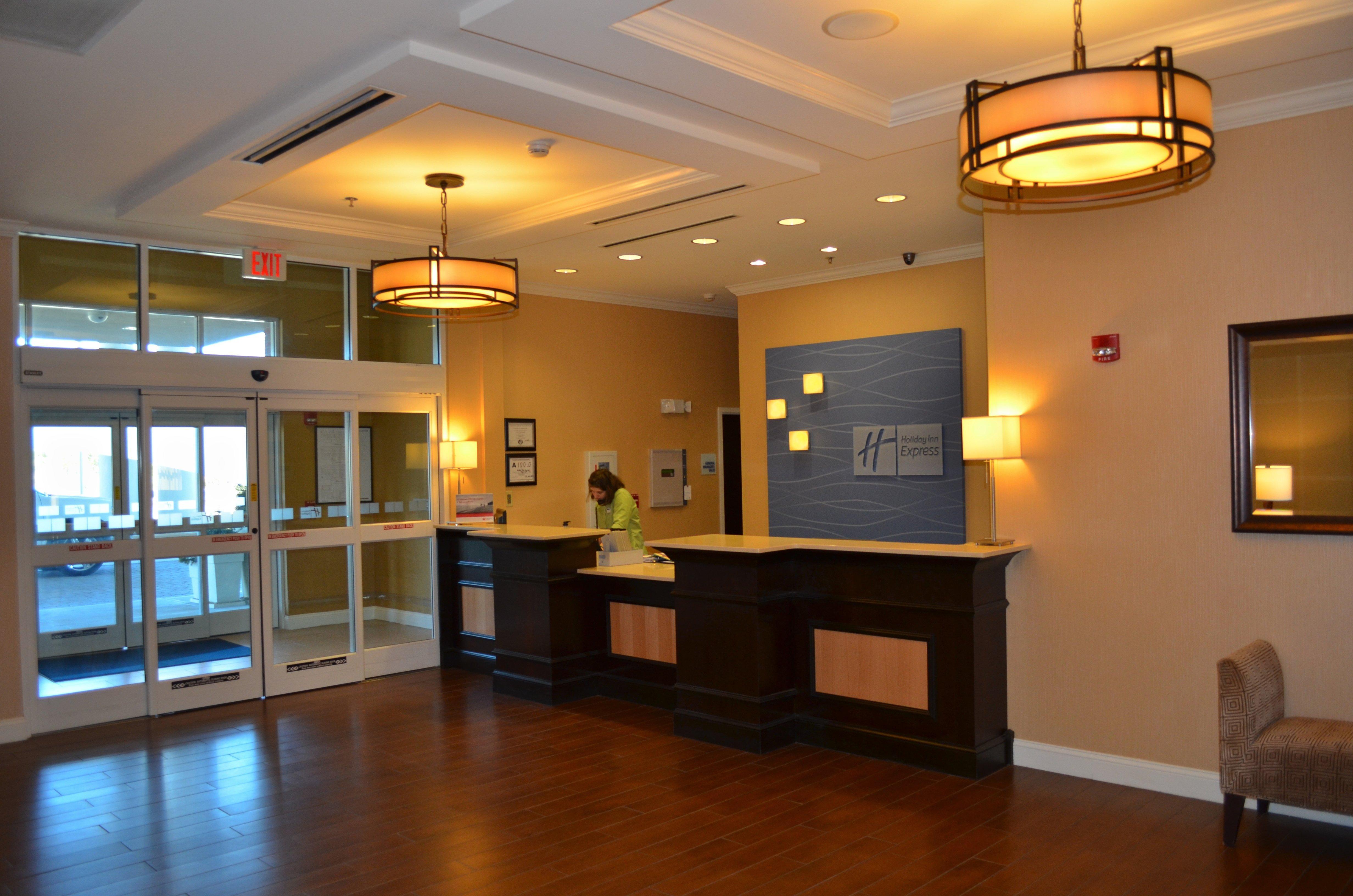 Holiday Inn Express & Suites - Smithfield/Selma By Ihg Exterior photo