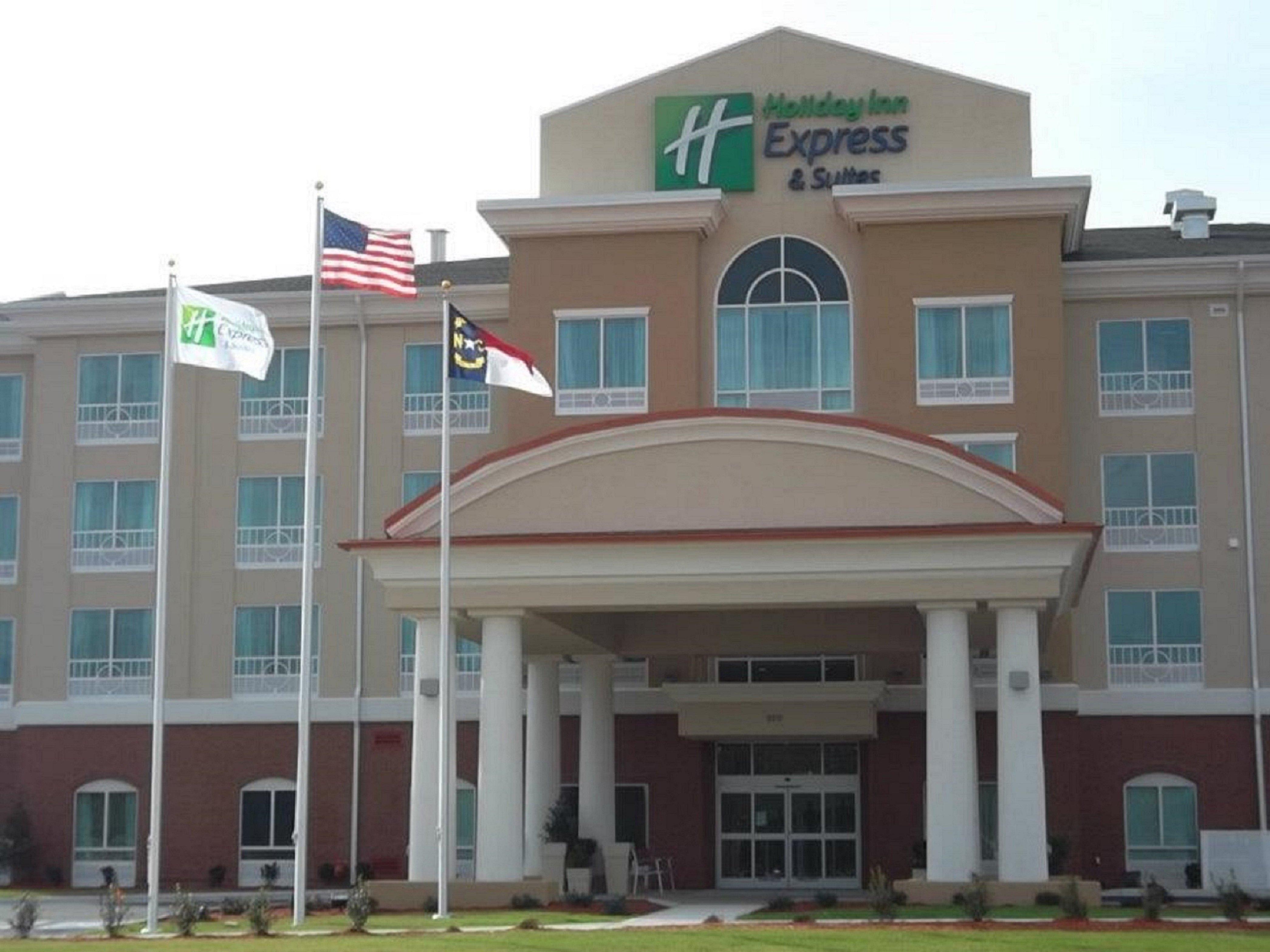 Holiday Inn Express & Suites - Smithfield/Selma By Ihg Exterior photo